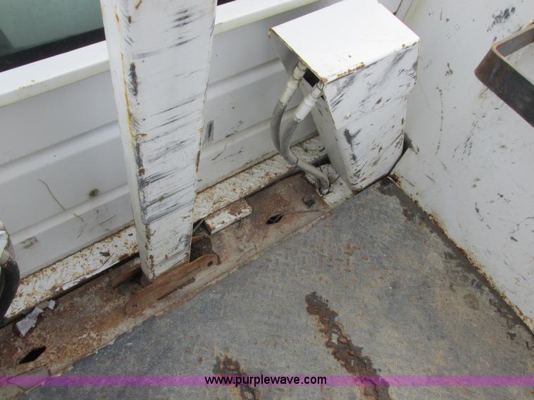 image for item L7146 2008 Ford F550 Super Duty bucket truck