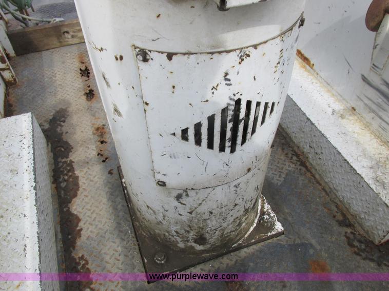 image for item L7146 2008 Ford F550 Super Duty bucket truck