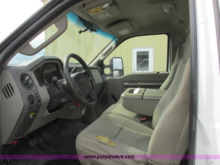 image for item L7146 2008 Ford F550 Super Duty bucket truck