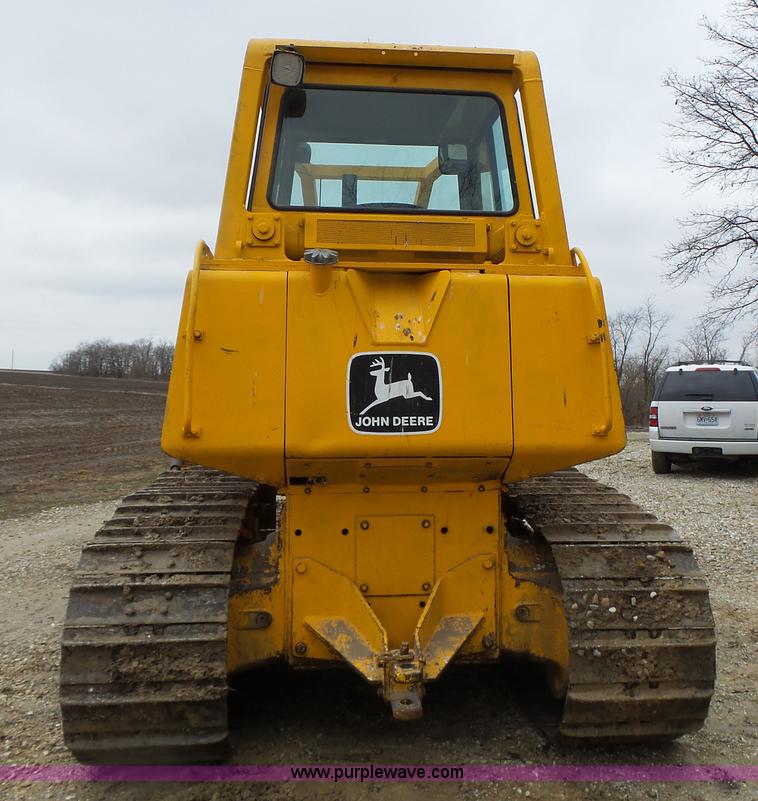 image for item L7150 1994 John Deere 750B LT dozer