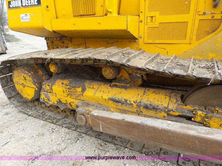 image for item L7150 1994 John Deere 750B LT dozer
