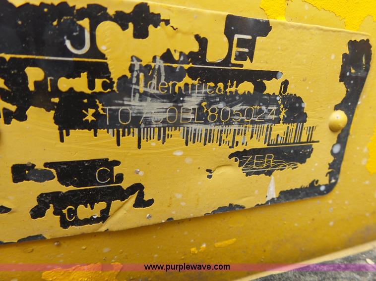 image for item L7150 1994 John Deere 750B LT dozer