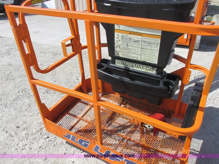 image for item L7151 2006 JLG E300AJP boom lift