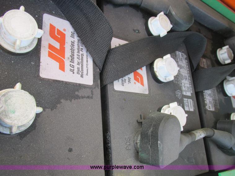 image for item L7151 2006 JLG E300AJP boom lift