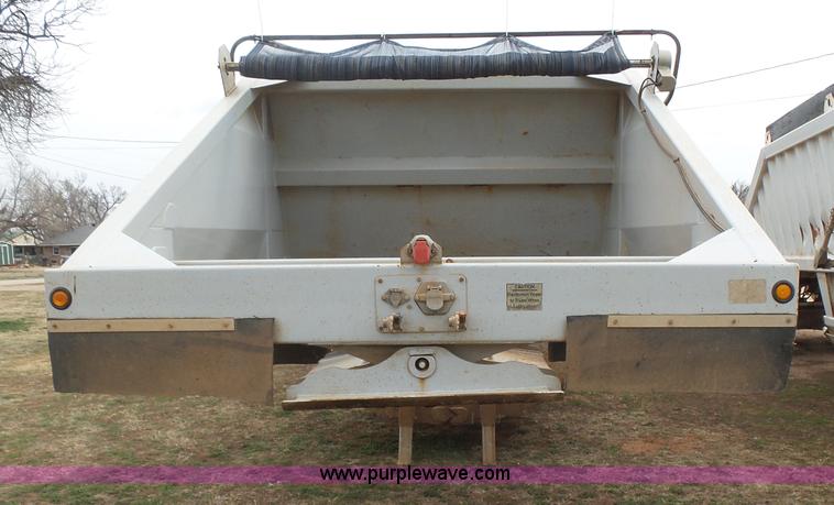 image for item L7259 2005 Rway 3521TAN bottom dump trailer