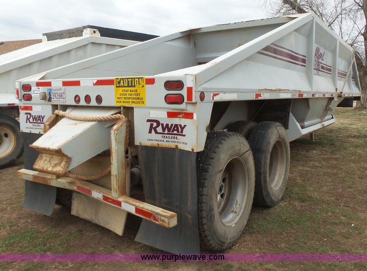 image for item L7259 2005 Rway 3521TAN bottom dump trailer