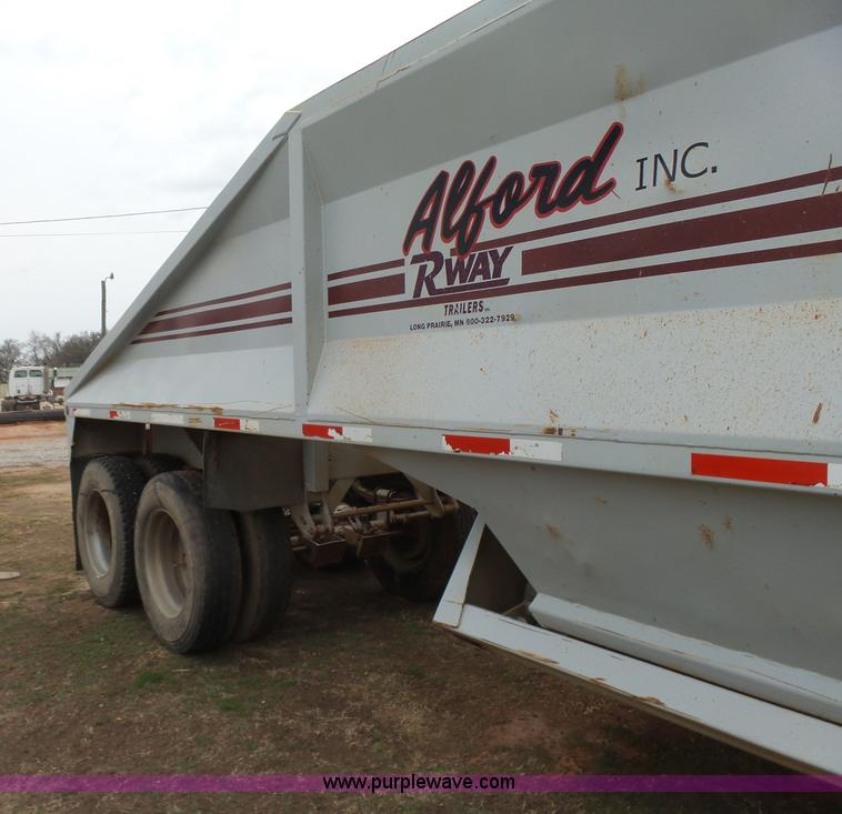 image for item L7259 2005 Rway 3521TAN bottom dump trailer