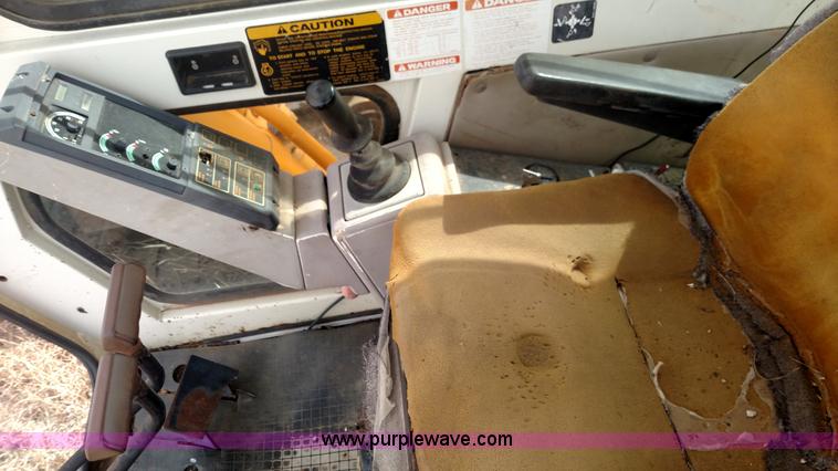 image for item L7376 1994 Hyundai Robex 290LC excavator