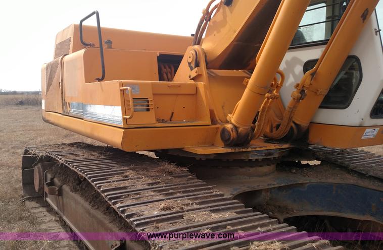 image for item L7376 1994 Hyundai Robex 290LC excavator