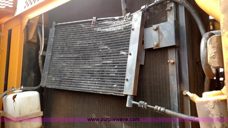 image for item L7376 1994 Hyundai Robex 290LC excavator