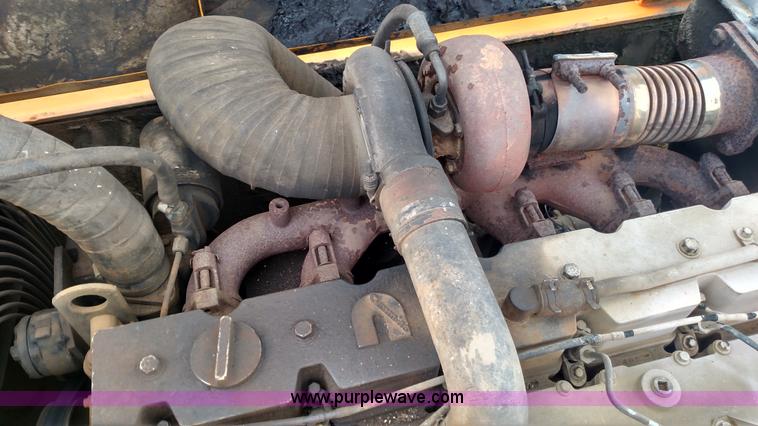 image for item L7376 1994 Hyundai Robex 290LC excavator