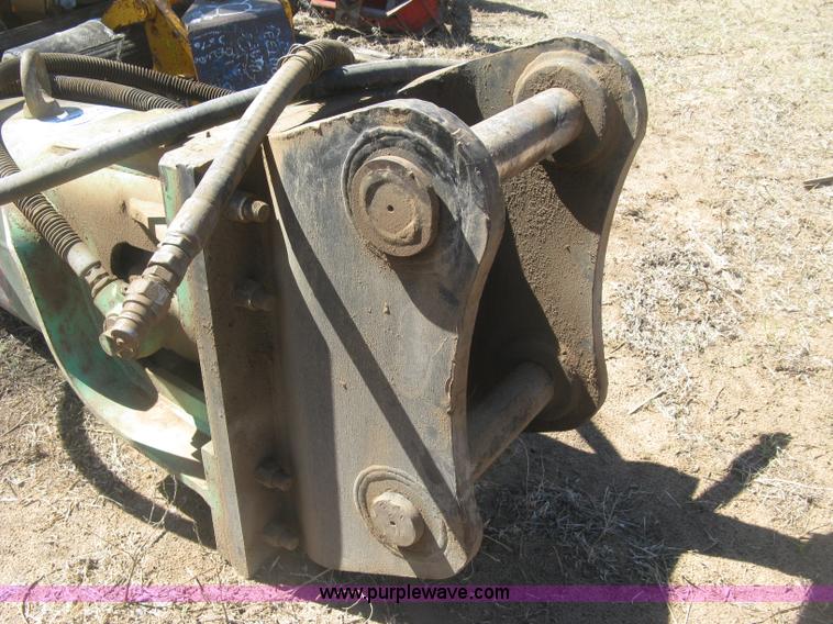 image for item J2853 2008 Ingersoll Rand V1200 breaker