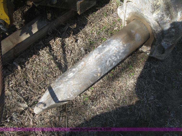 image for item J2853 2008 Ingersoll Rand V1200 breaker