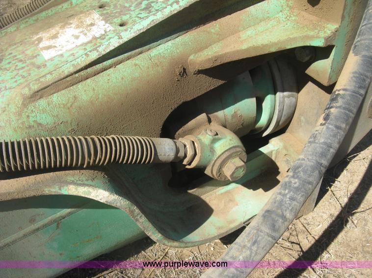 image for item J2853 2008 Ingersoll Rand V1200 breaker