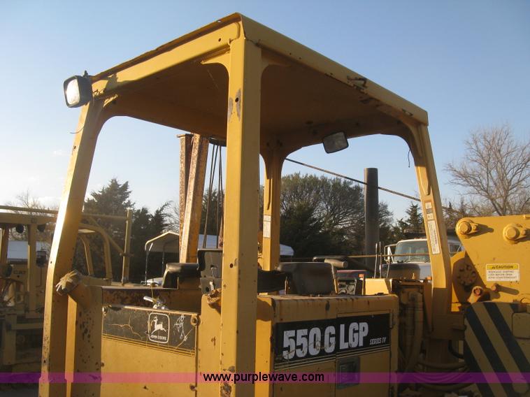 image for item J2857 1996 John Deere 550G LGP pipelayer