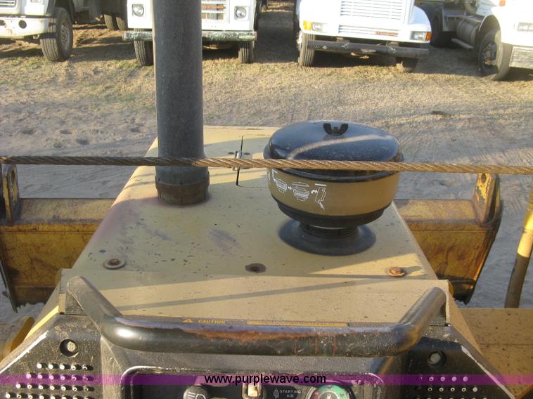 image for item J2857 1996 John Deere 550G LGP pipelayer