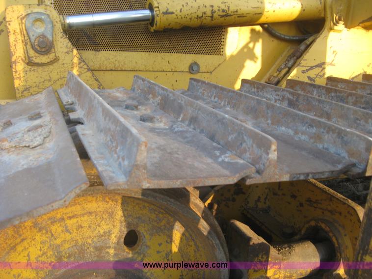 image for item J2857 1996 John Deere 550G LGP pipelayer