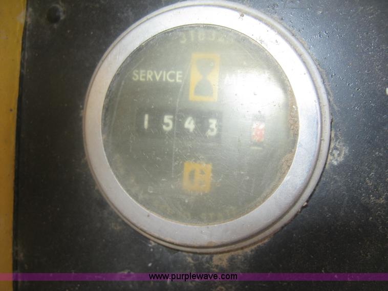 image for item J2858 1979 Caterpillar D4E pipelayer