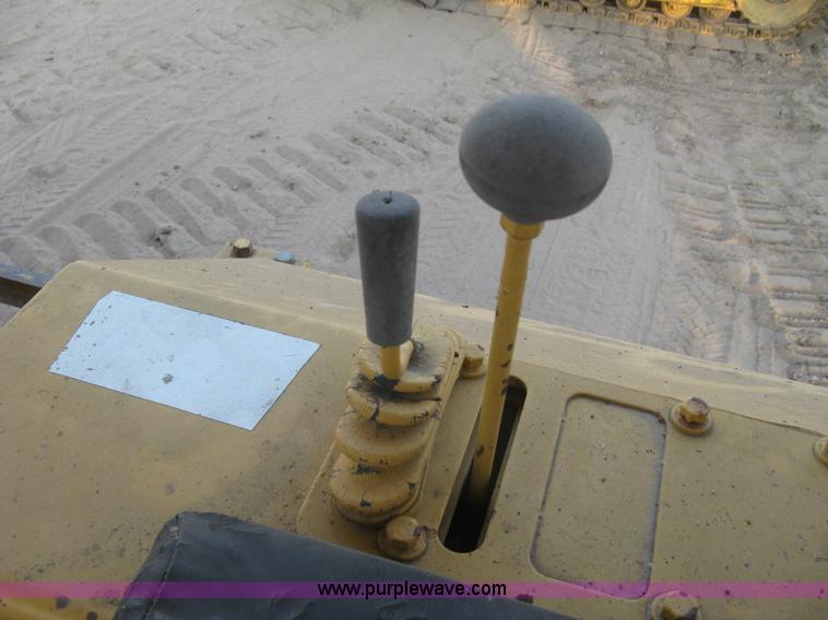 image for item J2858 1979 Caterpillar D4E pipelayer