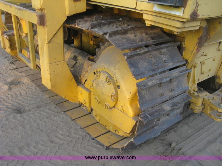 image for item J2858 1979 Caterpillar D4E pipelayer