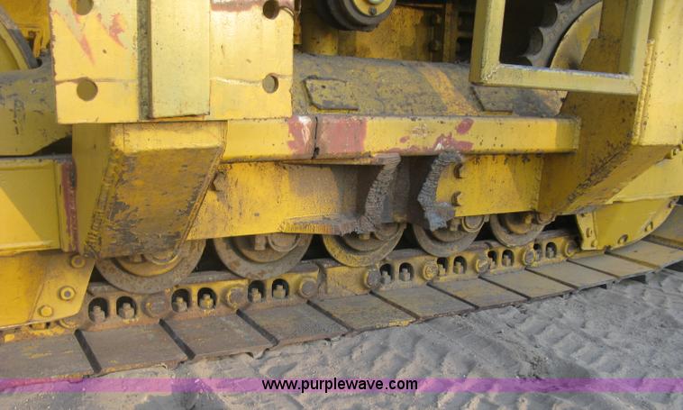 image for item J2858 1979 Caterpillar D4E pipelayer