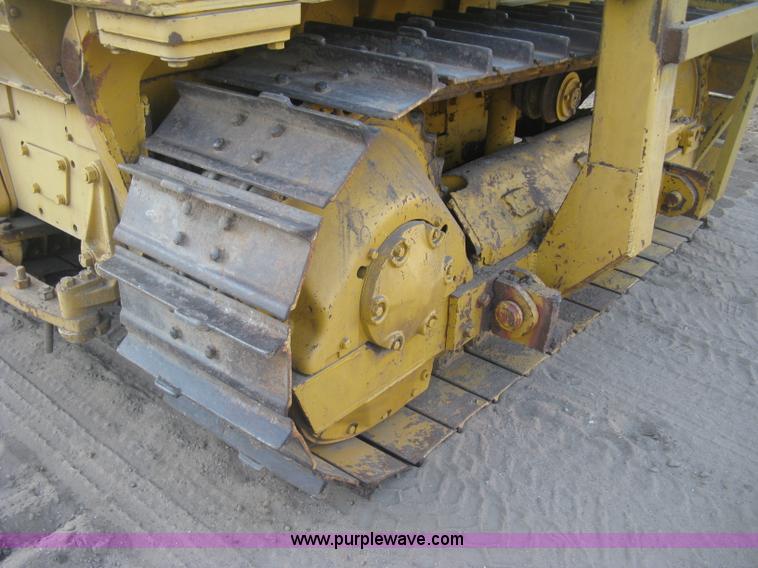 image for item J2858 1979 Caterpillar D4E pipelayer