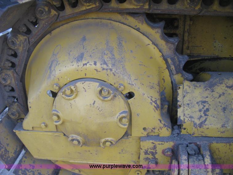 image for item J2858 1979 Caterpillar D4E pipelayer