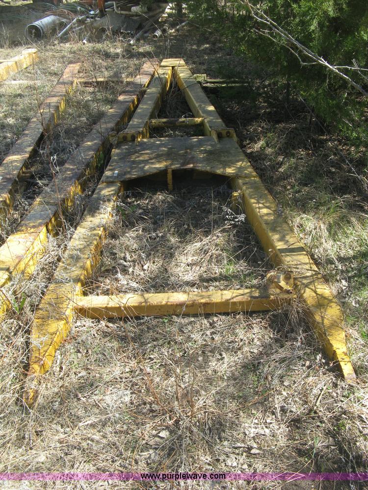 image for item J2858 1979 Caterpillar D4E pipelayer