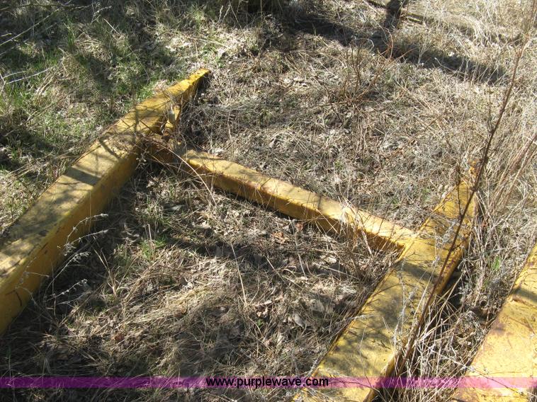 image for item J2858 1979 Caterpillar D4E pipelayer