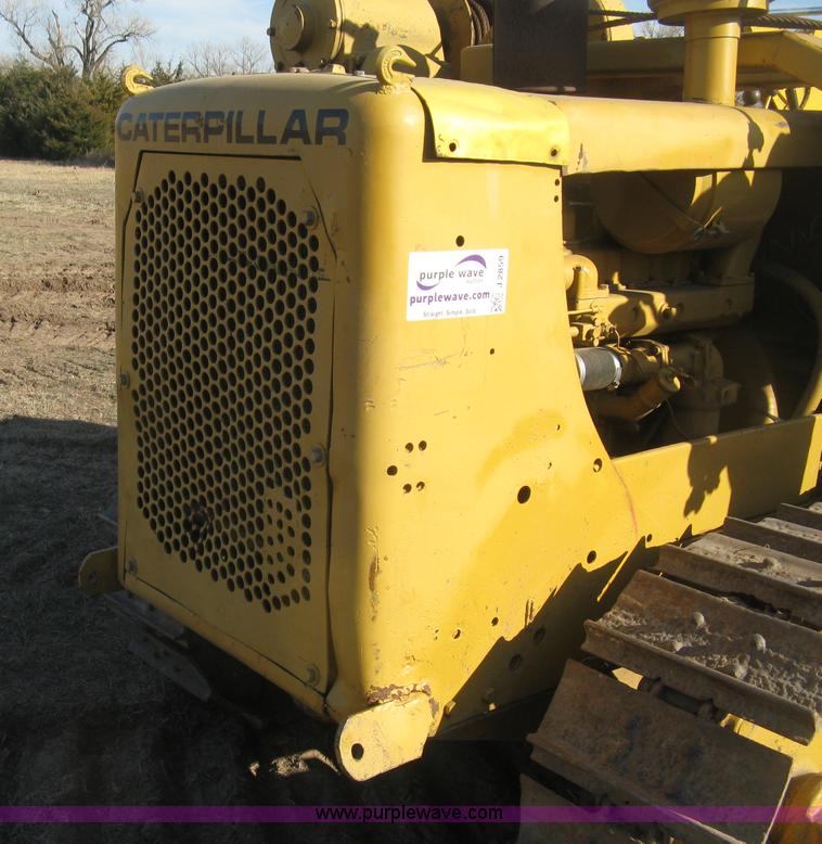 image for item J2859 1970 Caterpillar D4D pipelayer