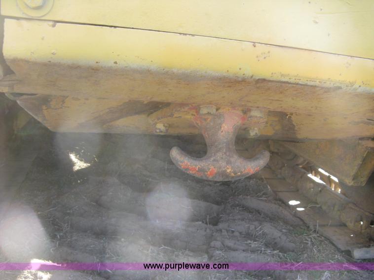 image for item J2859 1970 Caterpillar D4D pipelayer