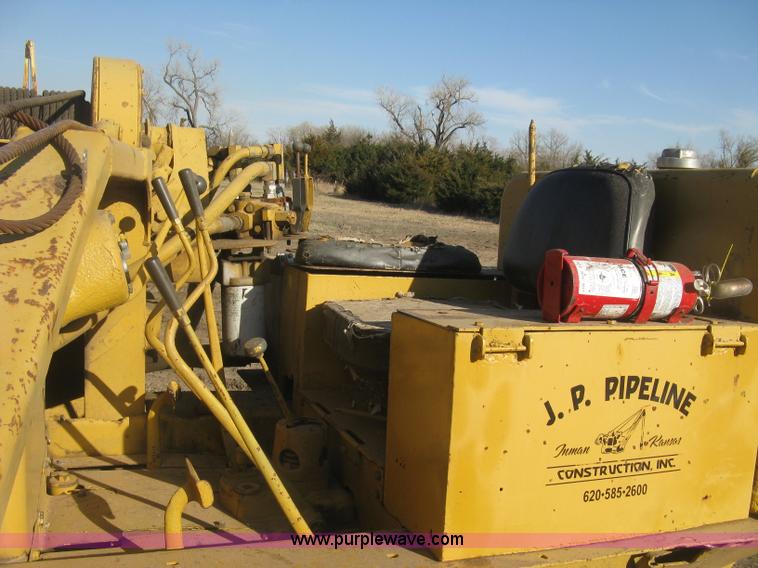 image for item J2859 1970 Caterpillar D4D pipelayer