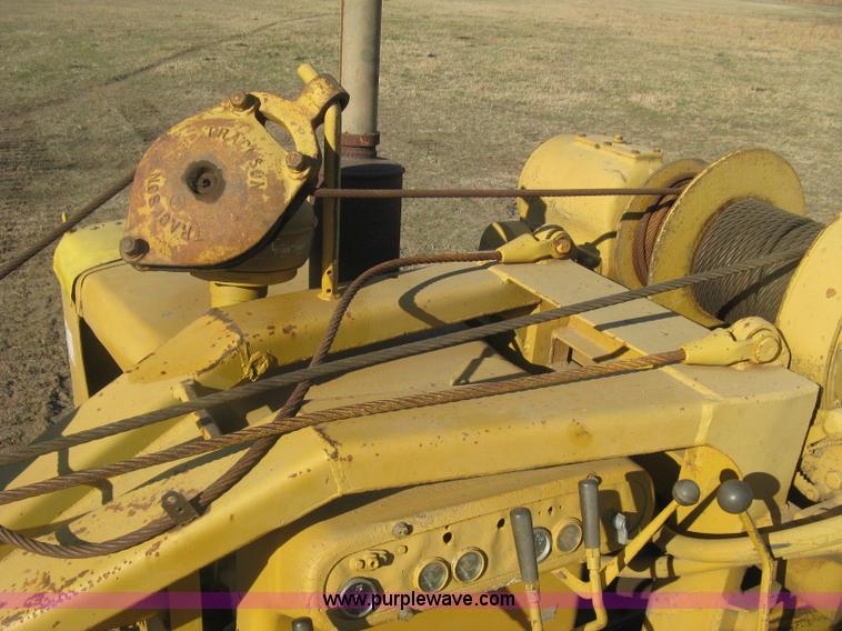 image for item J2859 1970 Caterpillar D4D pipelayer