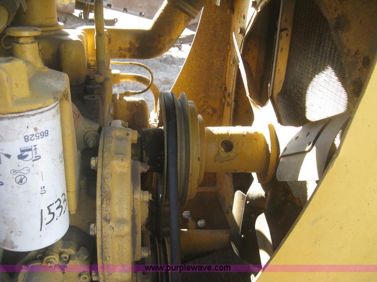 image for item J2859 1970 Caterpillar D4D pipelayer