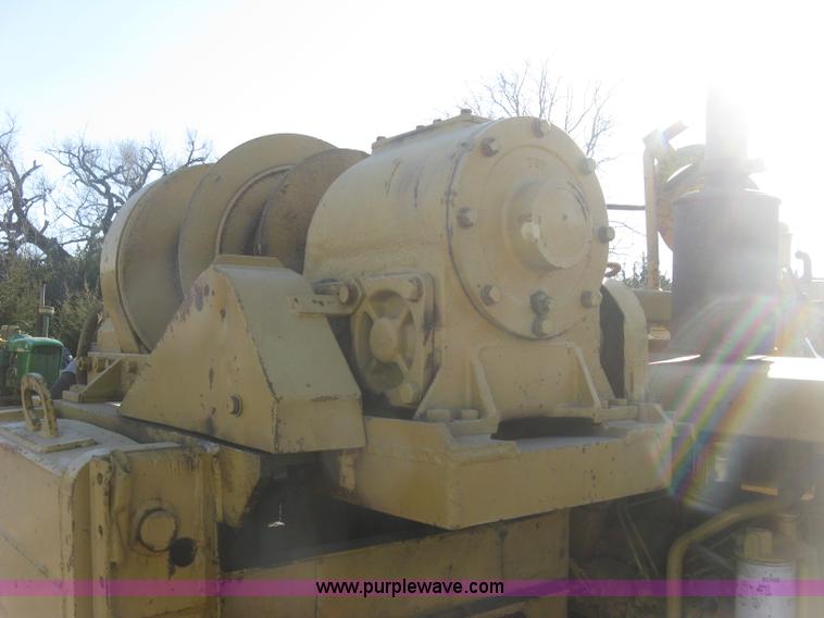 image for item J2859 1970 Caterpillar D4D pipelayer