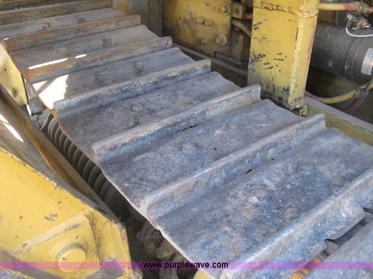 image for item J2859 1970 Caterpillar D4D pipelayer