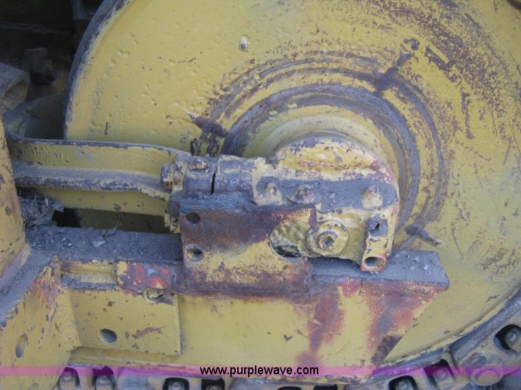 image for item J2859 1970 Caterpillar D4D pipelayer