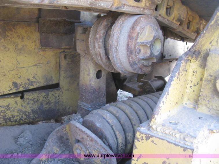 image for item J2859 1970 Caterpillar D4D pipelayer