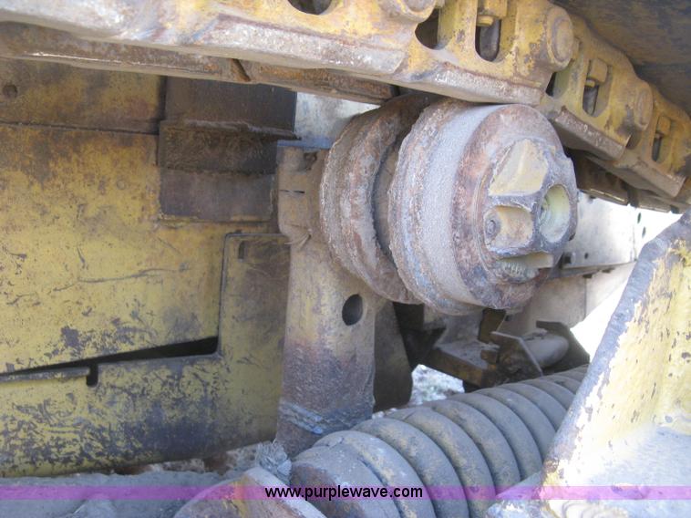 image for item J2859 1970 Caterpillar D4D pipelayer