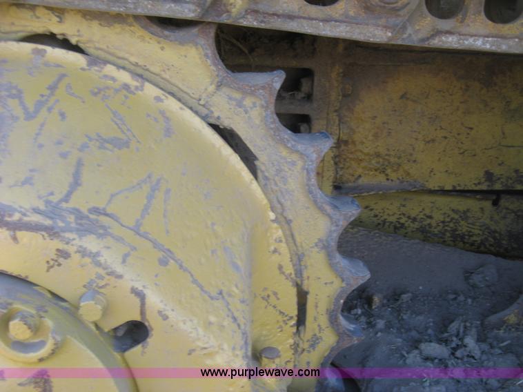 image for item J2859 1970 Caterpillar D4D pipelayer