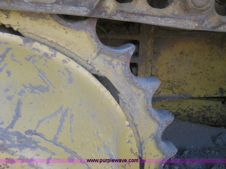 image for item J2859 1970 Caterpillar D4D pipelayer