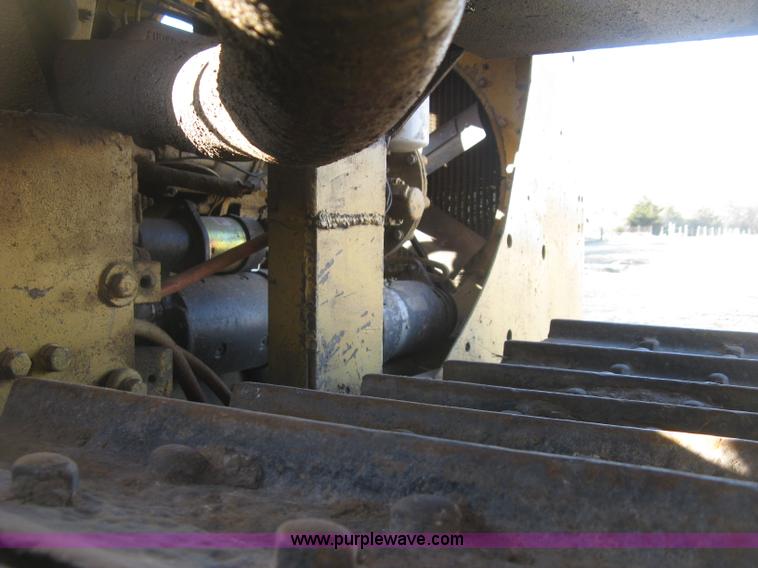 image for item J2859 1970 Caterpillar D4D pipelayer