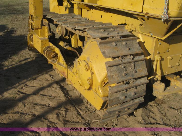 image for item J2859 1970 Caterpillar D4D pipelayer