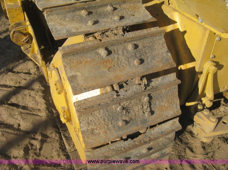 image for item J2859 1970 Caterpillar D4D pipelayer