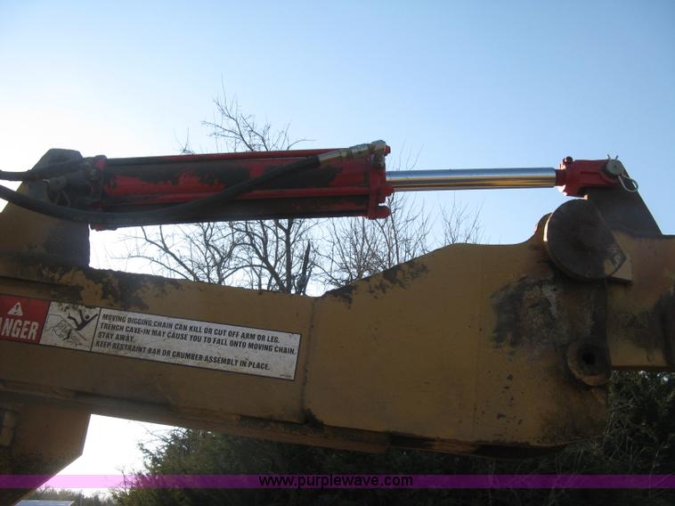 image for item J2860 1995 Vermeer T800HT trencher