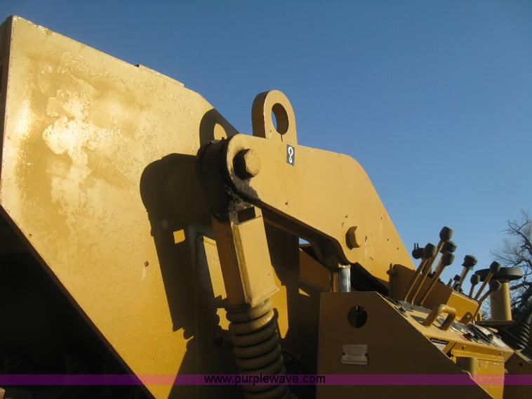 image for item J2860 1995 Vermeer T800HT trencher