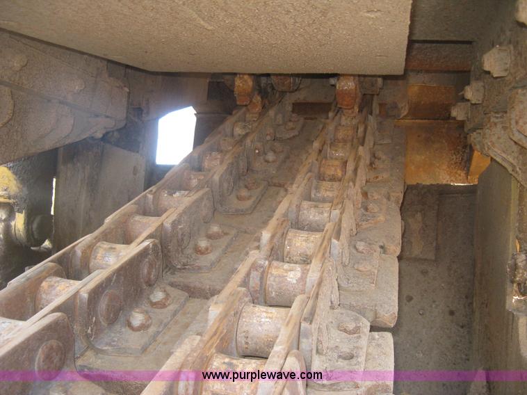 image for item J2860 1995 Vermeer T800HT trencher