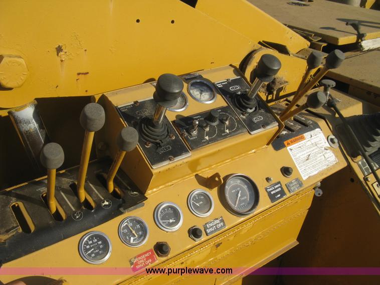 image for item J2860 1995 Vermeer T800HT trencher