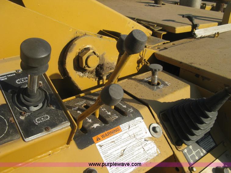image for item J2860 1995 Vermeer T800HT trencher