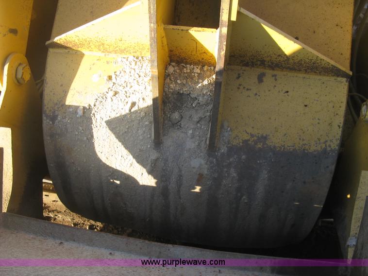 image for item J2860 1995 Vermeer T800HT trencher